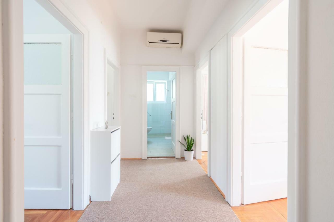 Apartman Rhapsody Apartment Сплит Екстериор снимка