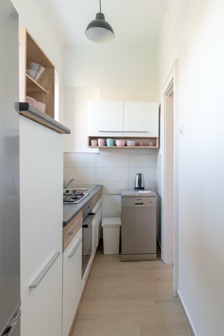 Apartman Rhapsody Apartment Сплит Екстериор снимка